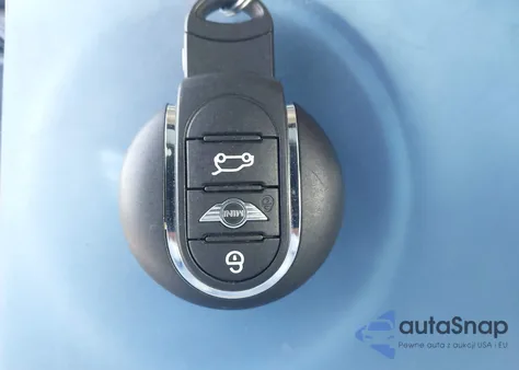 2016 Mini Hardtop Cooper from USA, damaged, VIN WMWXP5C57G2D14659